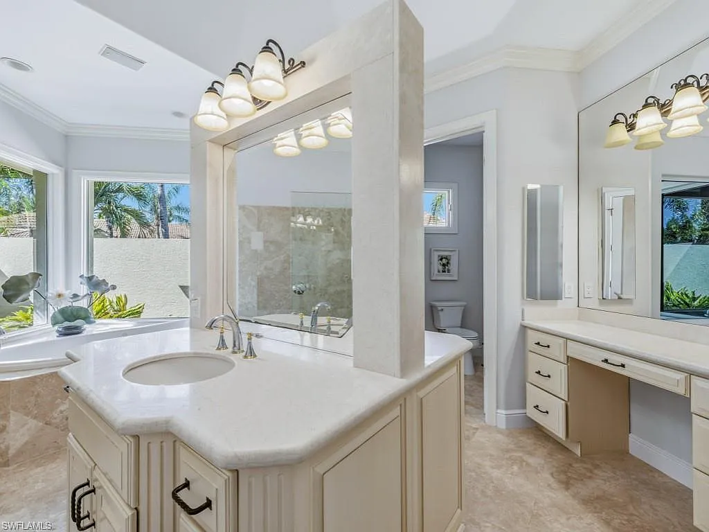 Cutting Edge-Bonita Bay-Bathroom-3-Before