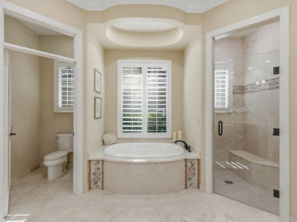 Cutting Edge-Bonita Bay-Bathroom-Before