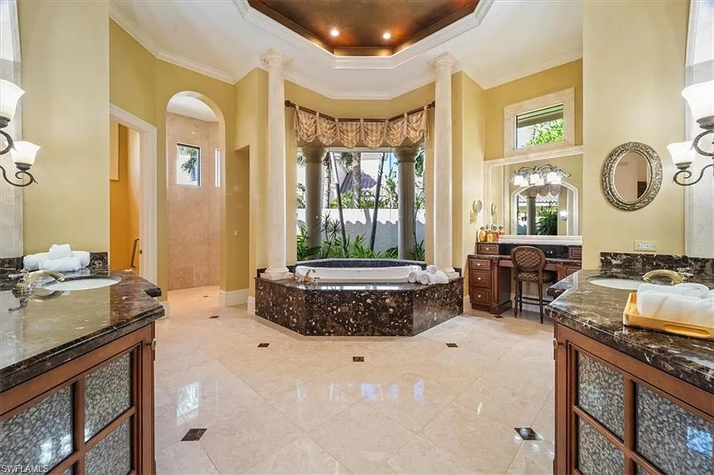 Cutting Edge-Mediterra-Bathroom-Before