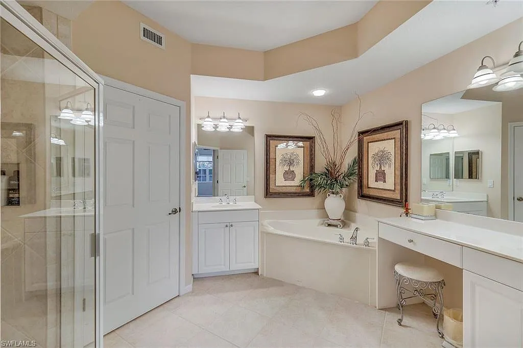 Cutting Edge-Miromar Lakes-Bathroom-4-Before
