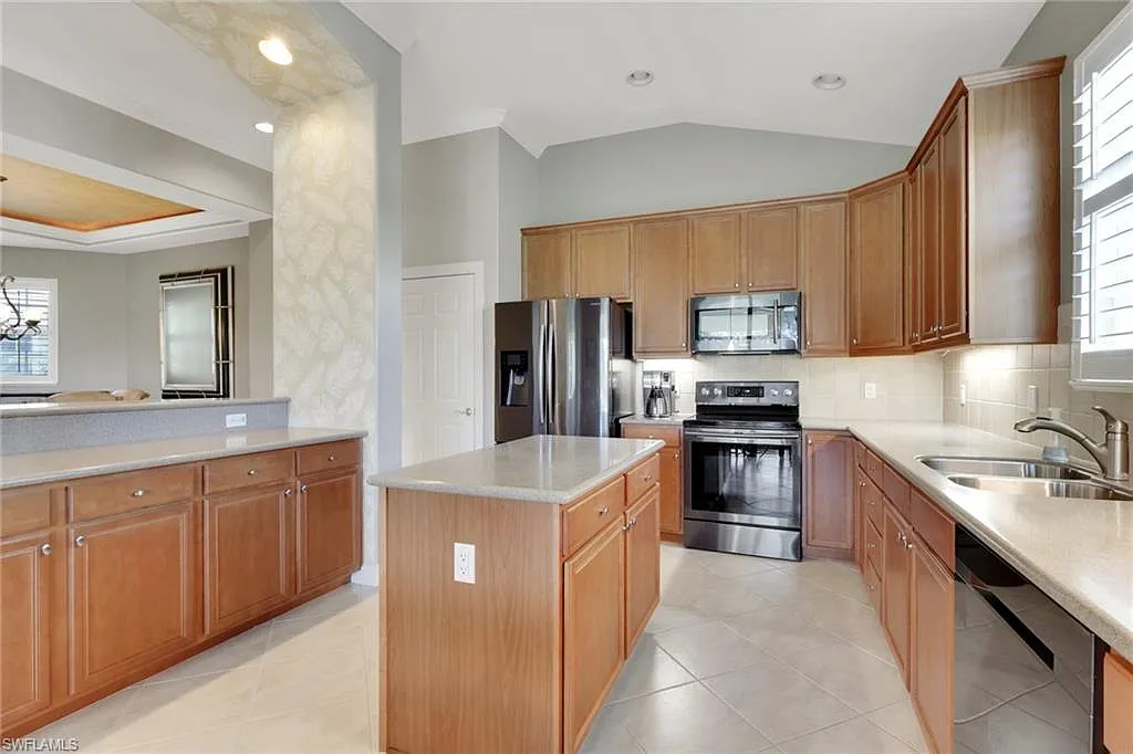 Cutting Edge-Palmira-Kitchen-3-Before