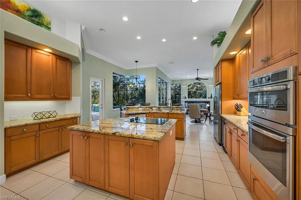 Cutting Edge-Pelican Landing-Kitchen-3-Before