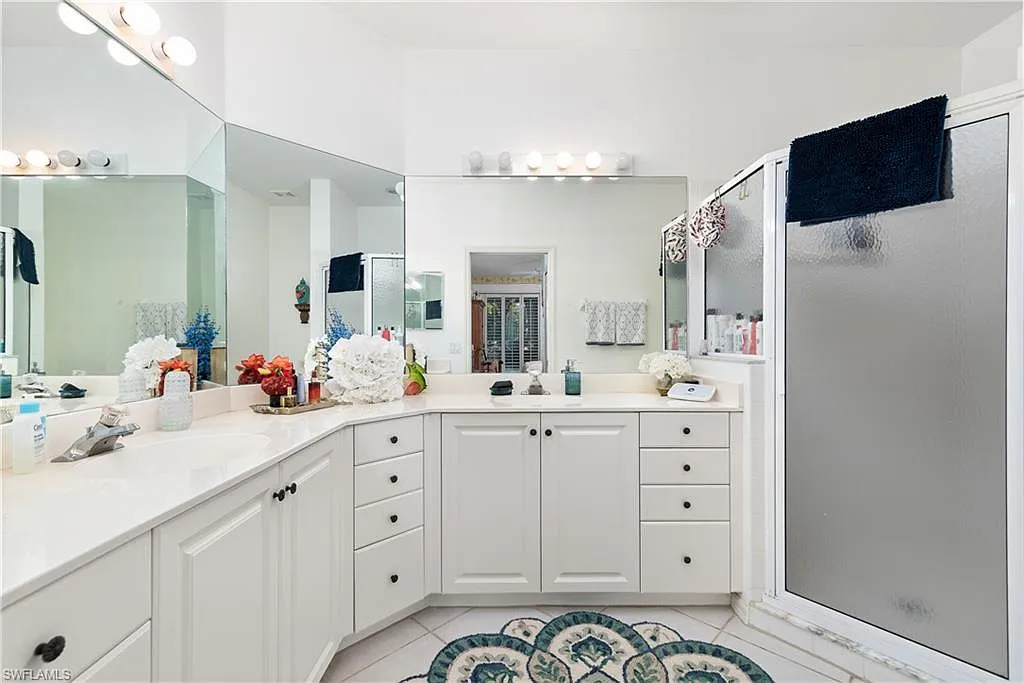 Cutting Edge-Talis Park-Bathroom-2-Before