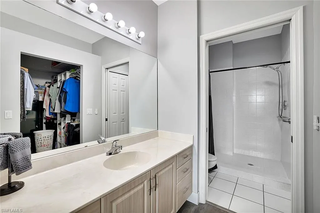 Cutting Edge-Talis Park-Bathroom-Before