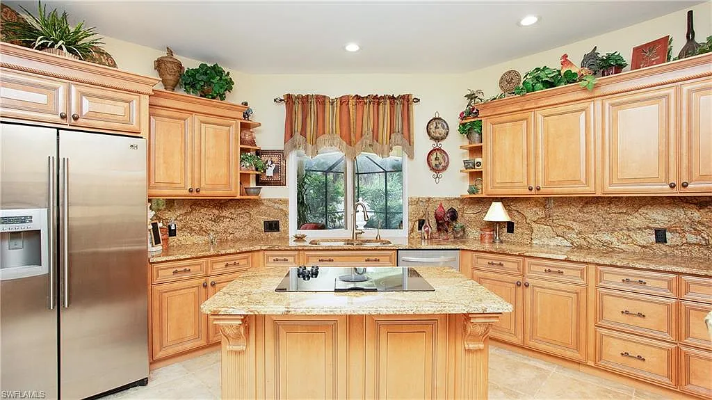 Cutting Edge-Wyndemere-Kitchen-3-Before