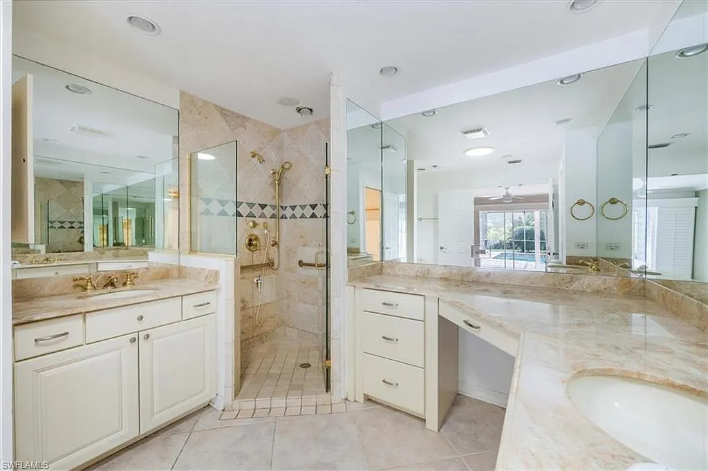 Park Shore-Bathroom-Before