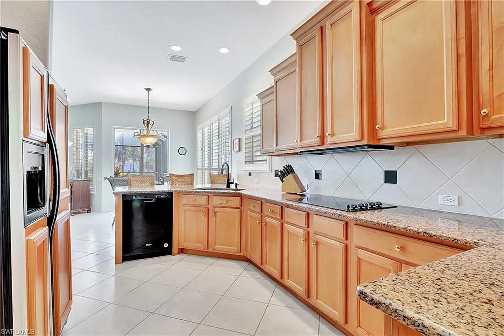 Pelican Marsh-Kitchen -Before