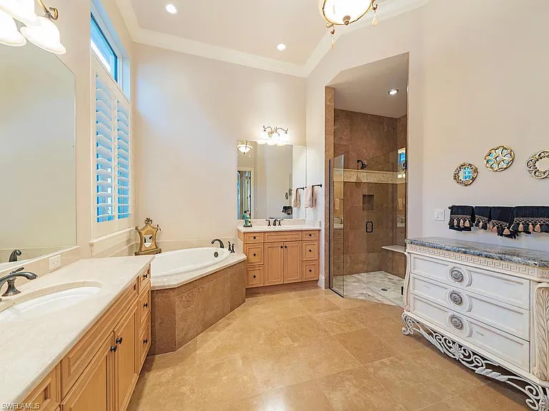 Quail West-Bathroom-Before (1) Remodel by Cutting Edge