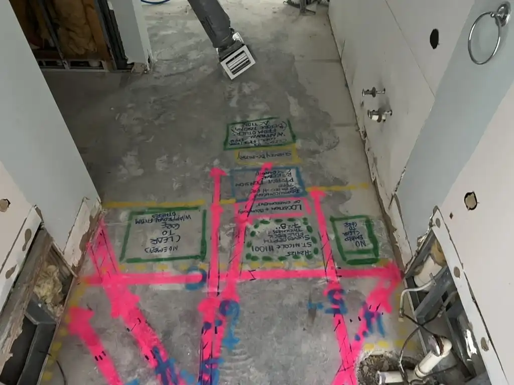 St. Nicole and Cutting Edge Channel Floor